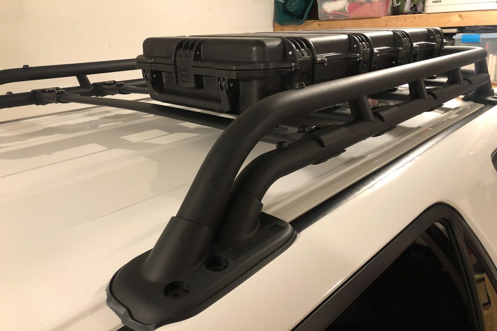 Top Options For Blacking Out The Factory Roof Rails On A Runner