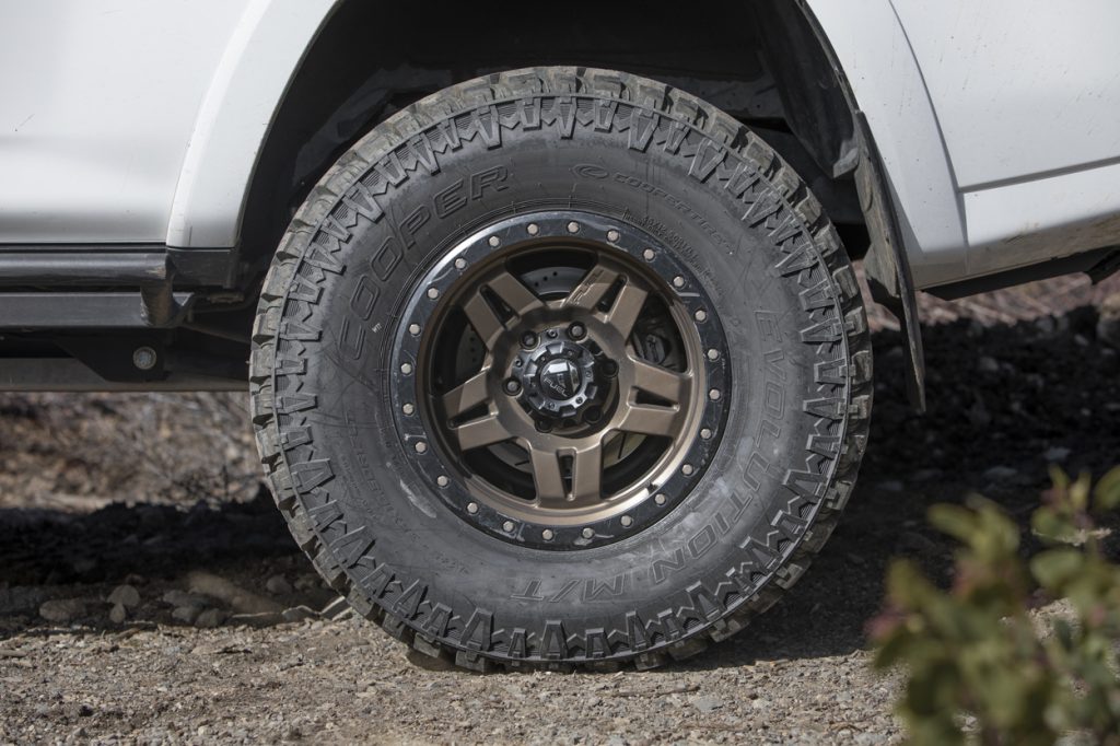 Cooper Tires: A Driving Force with the new Discoverer EnduraMax