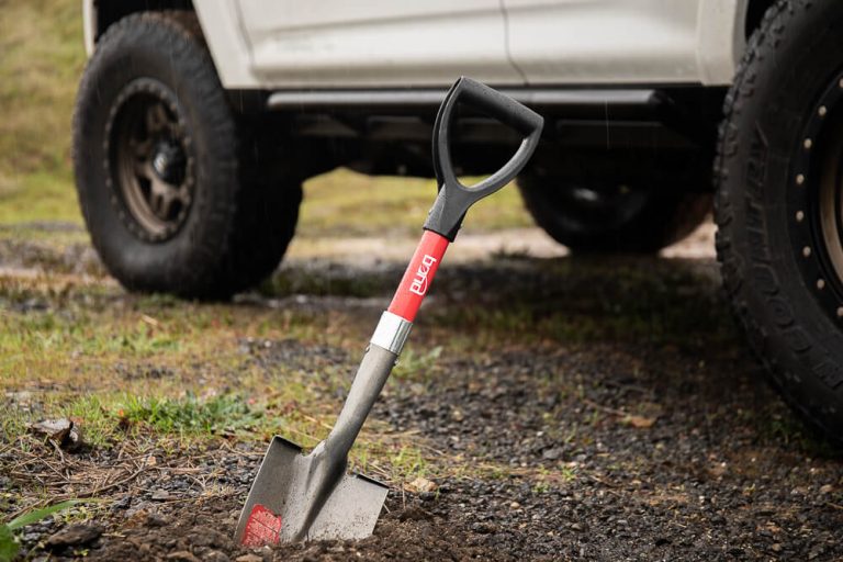 Bond Mini DGrip OffRoad Fixed Length Shovel An Indepth Review