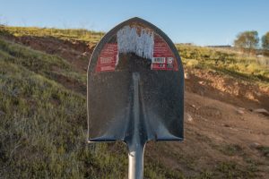 Full-Length Off-Road Shovel by Bond