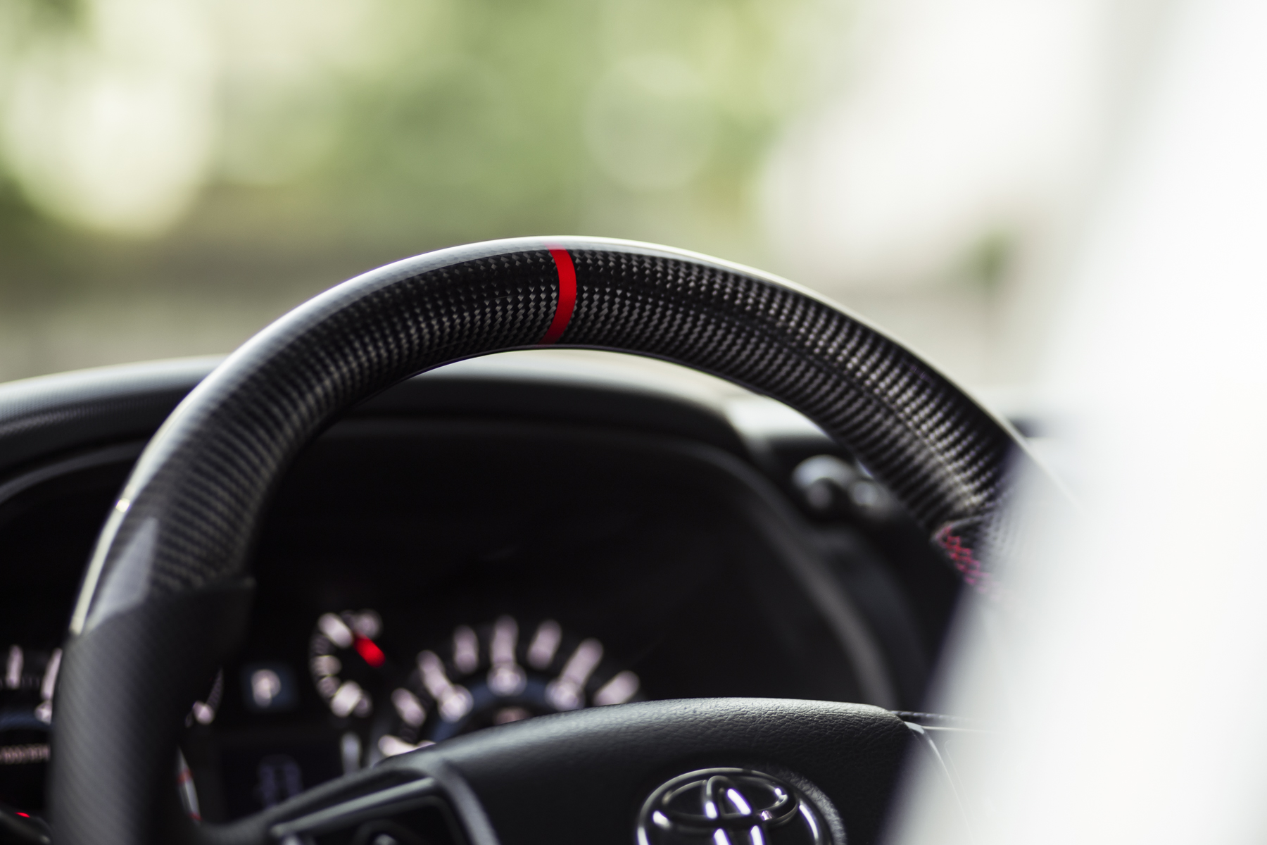 Carbon Fiber Steering Wheel on Toyota 4Runner