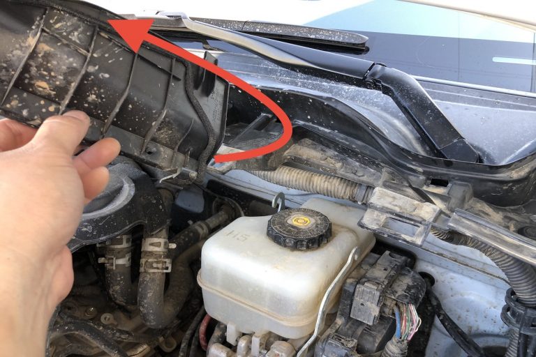 Bleeding Brakes on a 5th Gen 4Runner Step by Step Guide