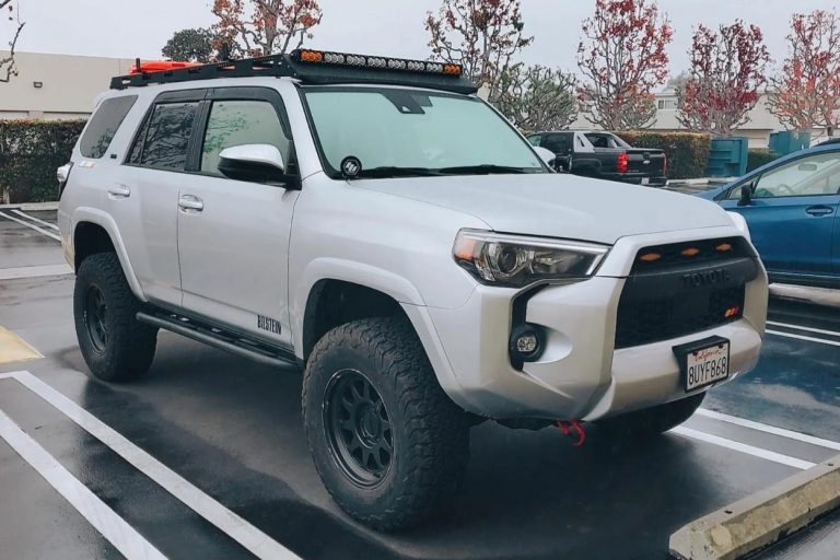 Toyota 4Runner Roof Rack Accessory Ideas & Setups (2023)