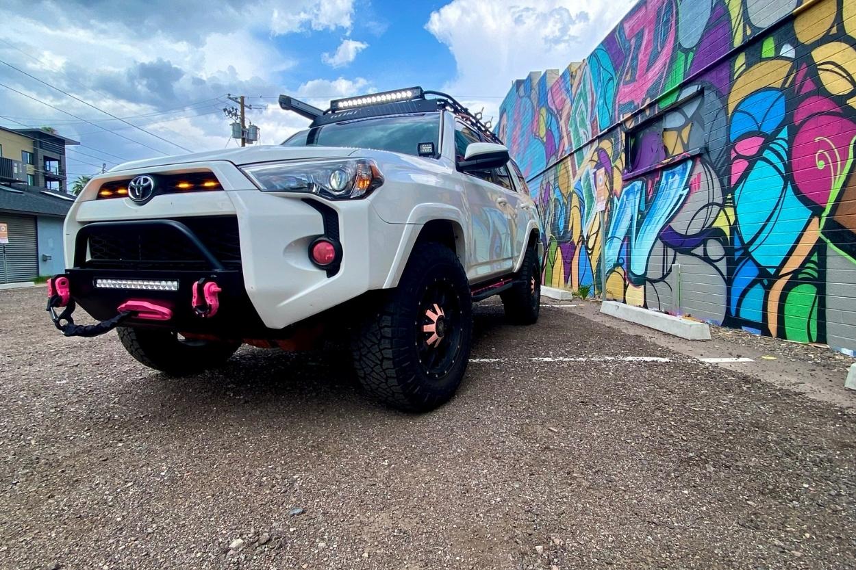 White SR5 4runner with Southern Style Offroad 5th Gen 2010+ 4Runner Rock Sliders