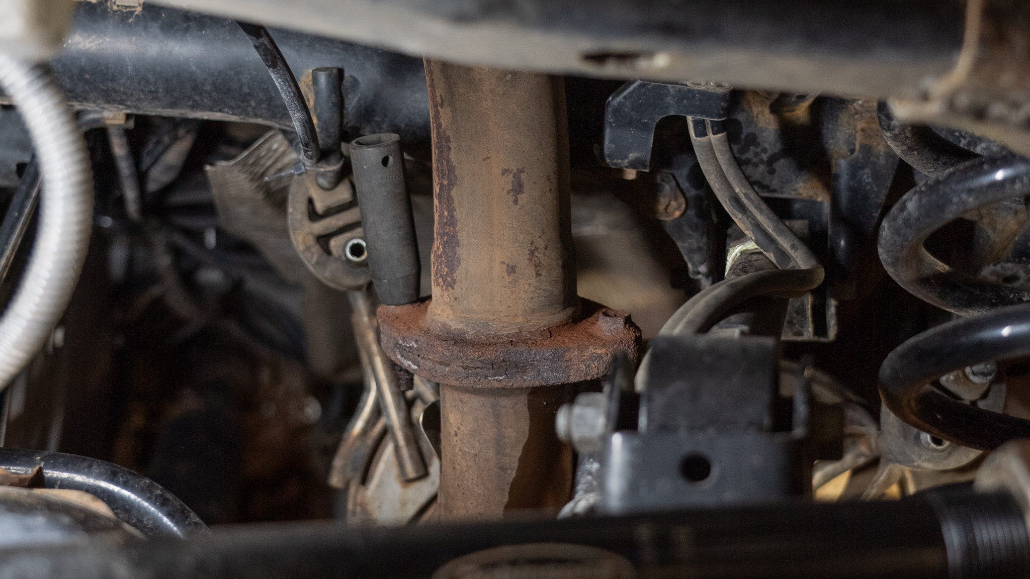 rusty curve flange exhaust