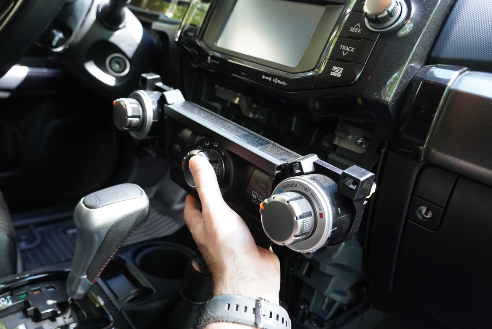 The Car Trim Home T10 v3 Head Unit For The 5th Gen 4Runner