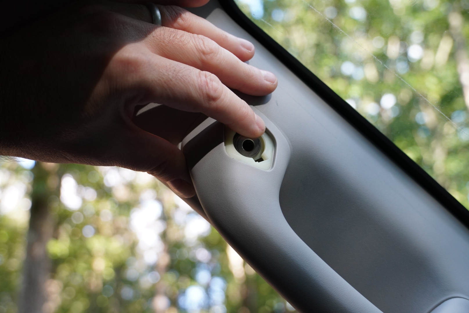 Drivers Side Grab Handle for the 5th Gen 4Runner Install & Review