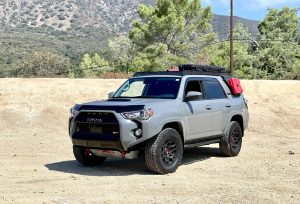 Feature Friday: Bug & Stone Hood Deflectors For Toyota 4Runner