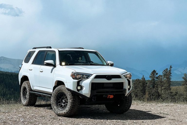 Feature Friday: Ditch Light Bracket Setups For 5th Gen 4Runner