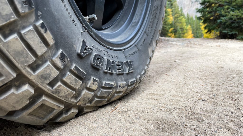 R/T All Season Truck Tires Kenda Klever R/T Kr601 35X12.50R17 Tire - All Terrain & Mud Terrain Hybrid | Triple Threat 3-Ply Sidewall Kenda Klever Rt 35x12.50r17 Weight