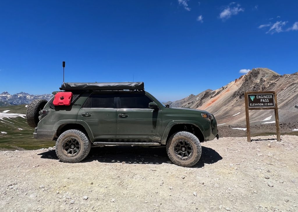 Off Road Army Green 4Runner Build On Engineer Pass - Ouray, Colorado
