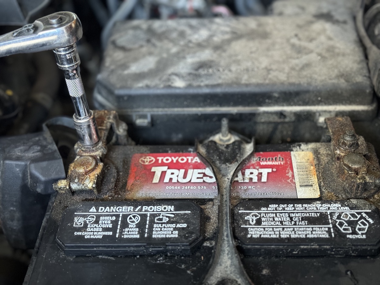 Mox Motors ROX Light Under Hood Kit Review