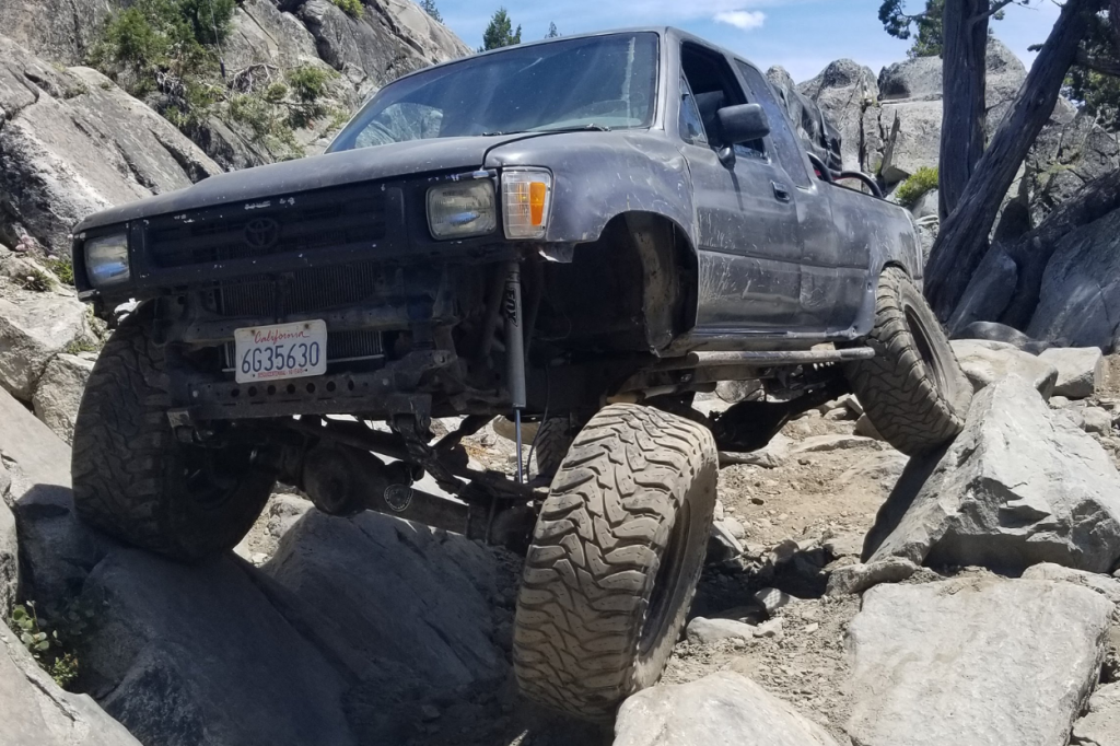 1st Gen 4Runner On Fordyce Creek Trail