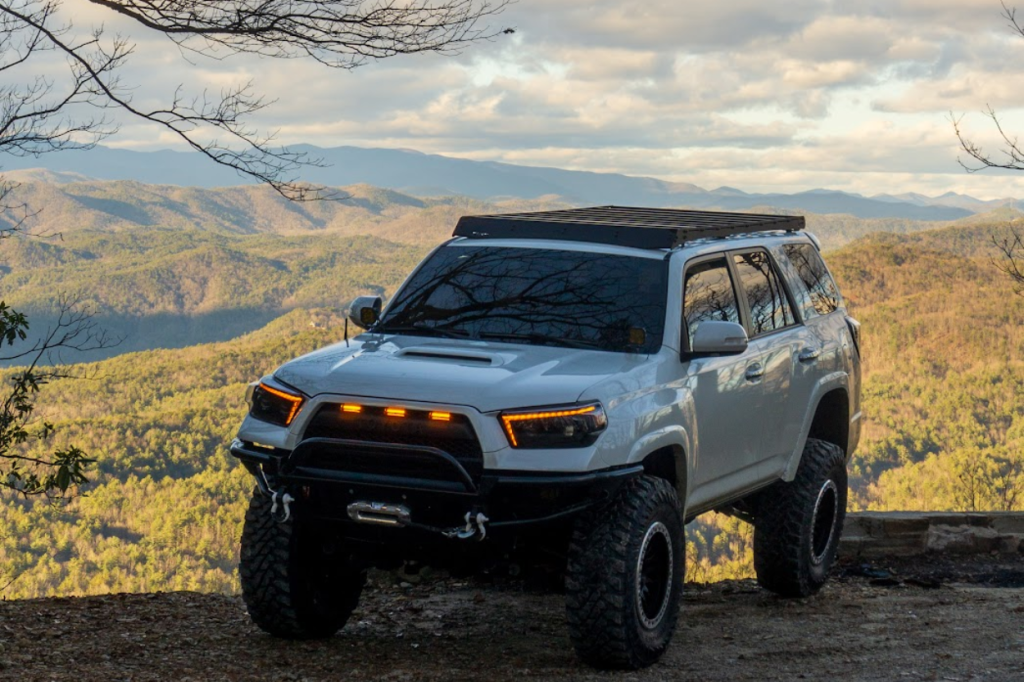 5th Gen 4Runner on Shooting Tree Ridge Rd