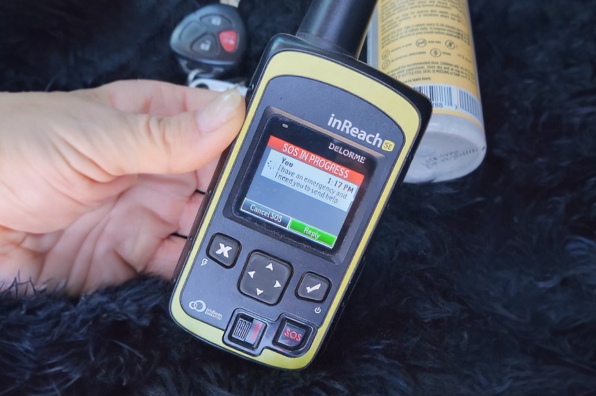 Delorme InReach (SOS Button)