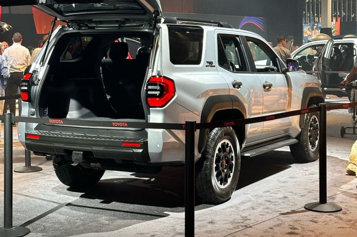 2025 4Runner Celestial Silver TRD OR