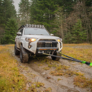 5th Gen 4Runner with Sandy Cats 10' Static Bridle