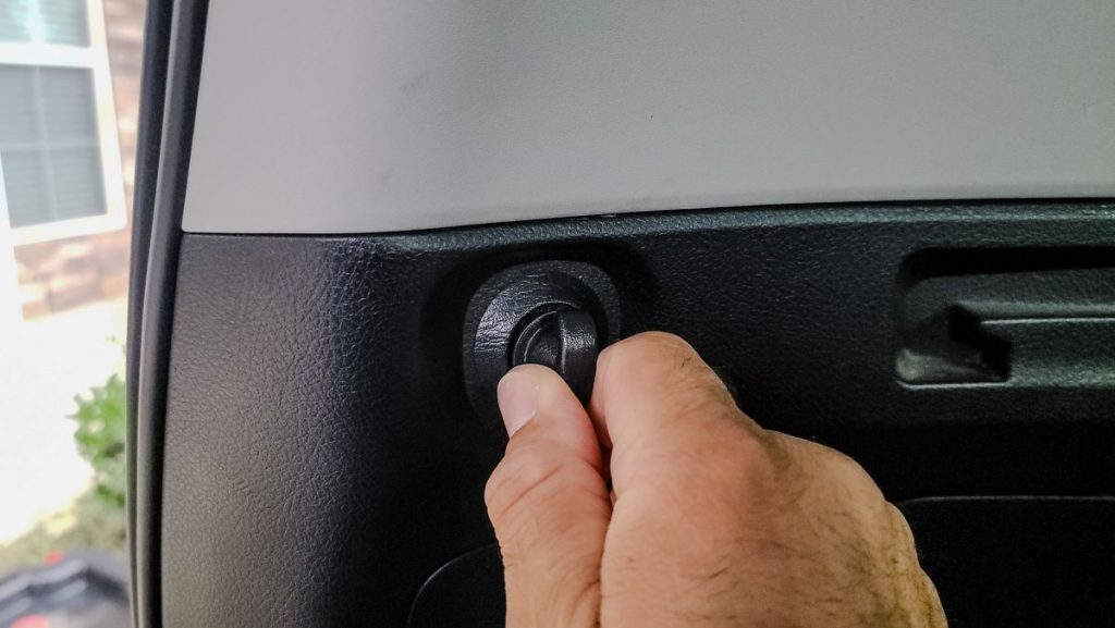 Remove Cargo Mount Hook