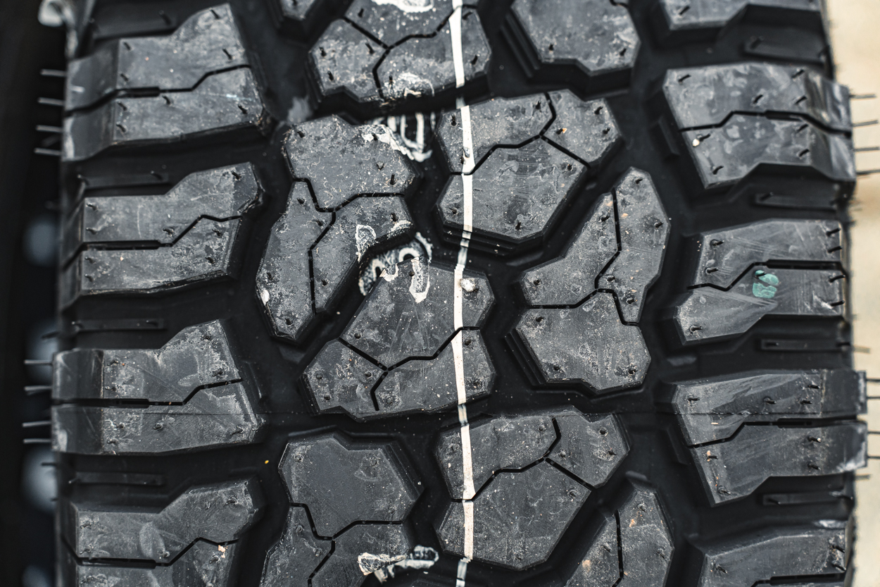 Falken Wildpeak RT Tread Pattern