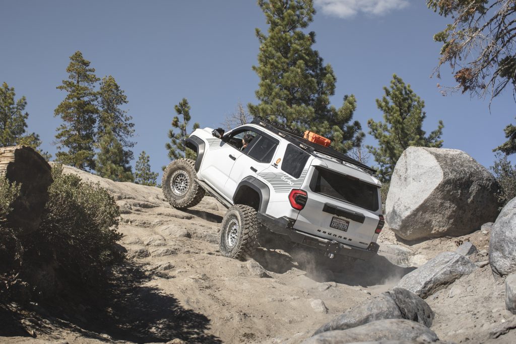 6th Gen 4Runner On Portal Axles With 37" Tires On The Rubicon