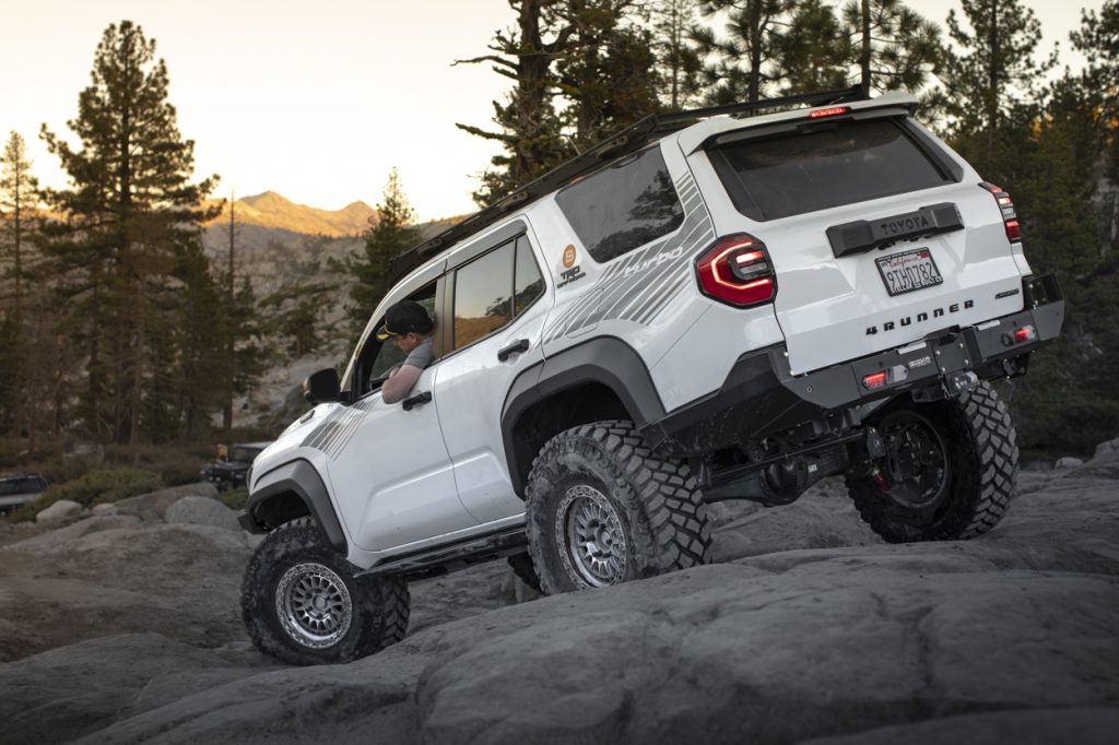 Lock Off-Road Mojave Wheels On 6G 4Runner