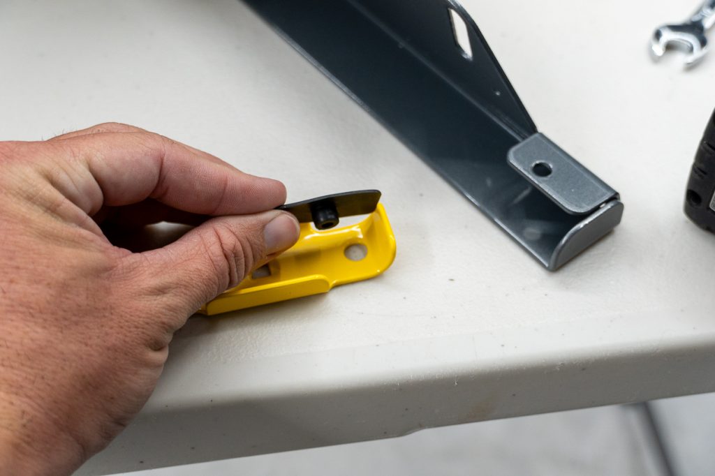 Upper Dividing Bar Assembly