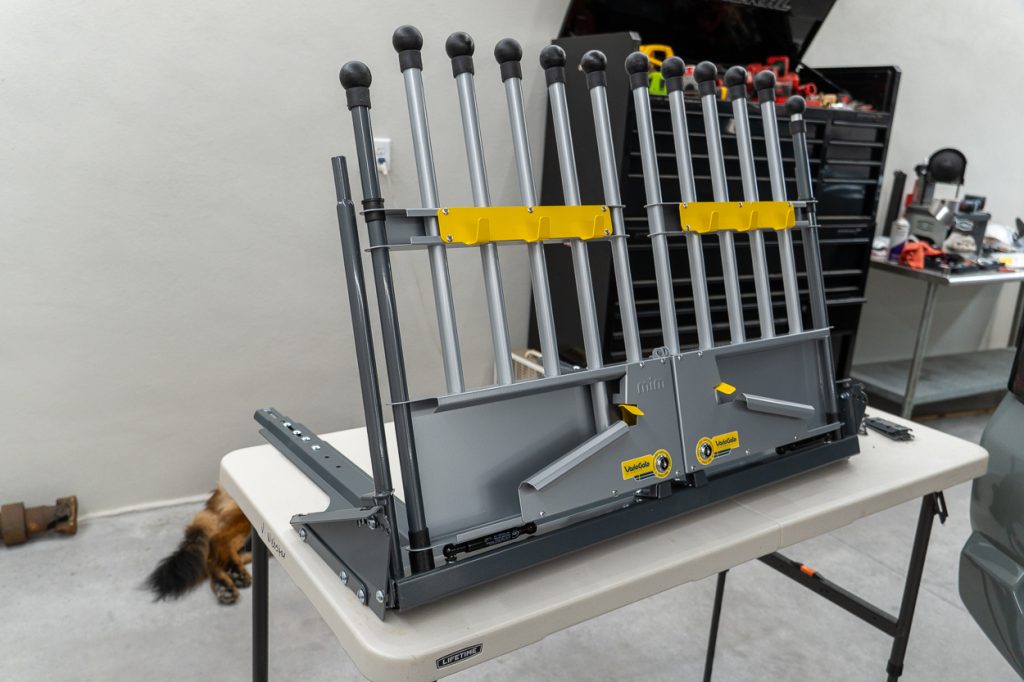 Universal Dog Gate For Vehicle Cargo Area