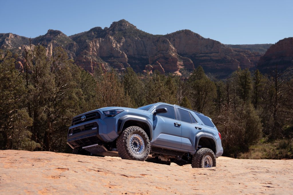 Lifted 6th Gen 4Runner On 35" Tires